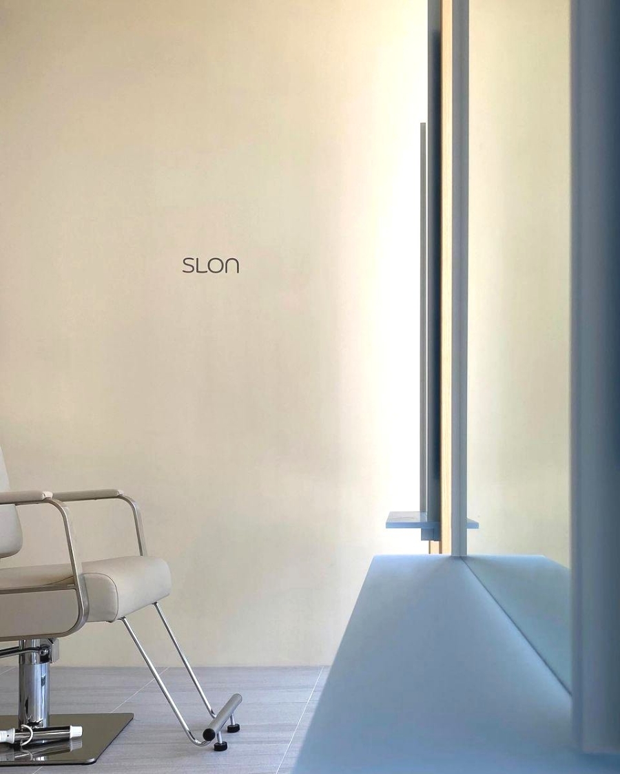 SLON HAIR | 같은 공간, 다른 세상 — 따뜻하고 고급스러운 인테리어
